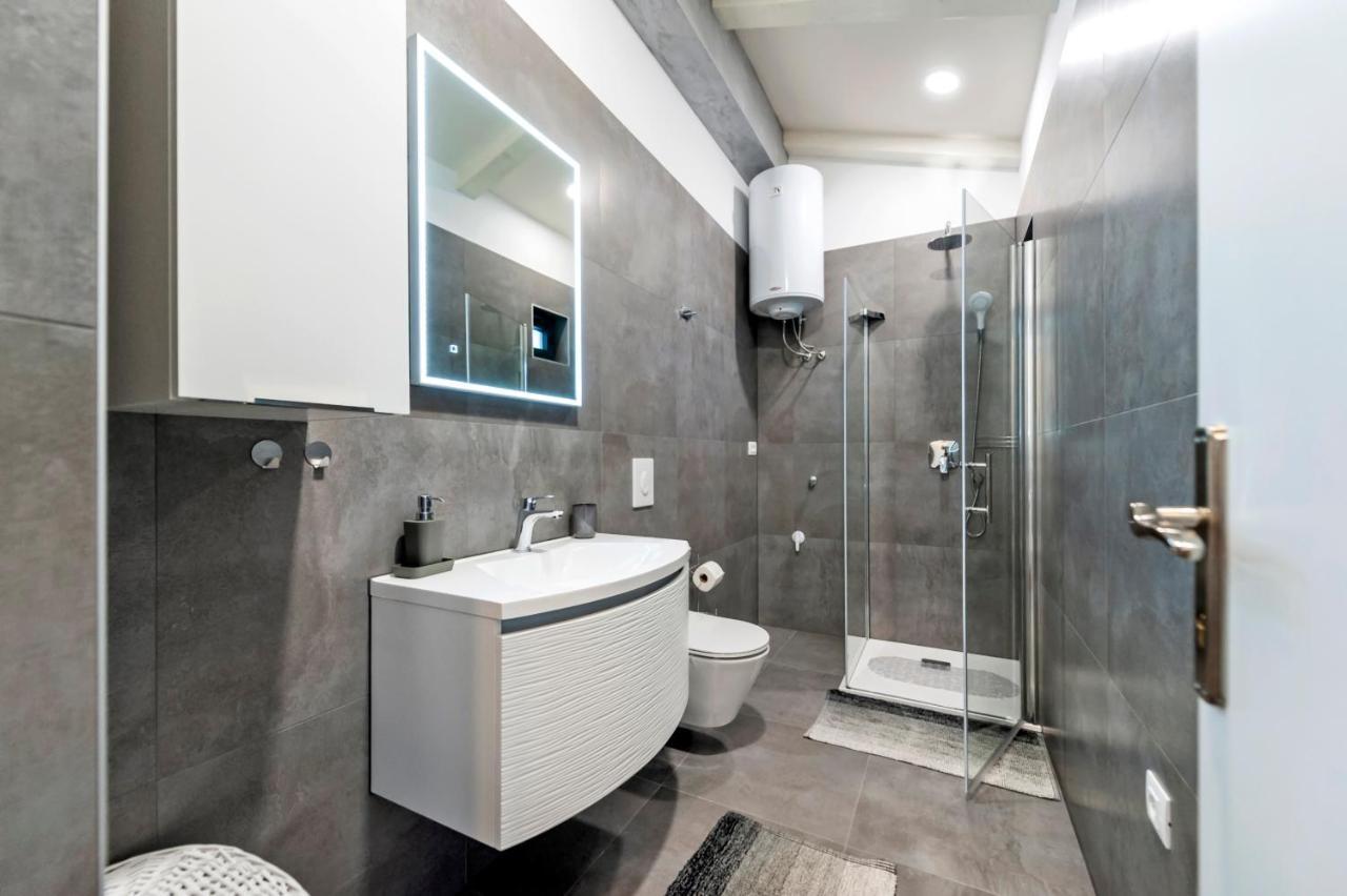 Deluxe Apartments A&A - 2 Rovinj Exterior foto